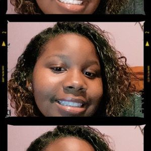 Meet your Posher, Laila